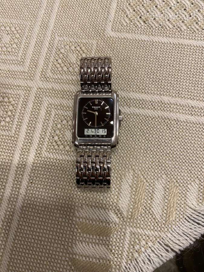 Tissot D130/230k šveicariškas laikrodis - nuotraukos Nr. 2