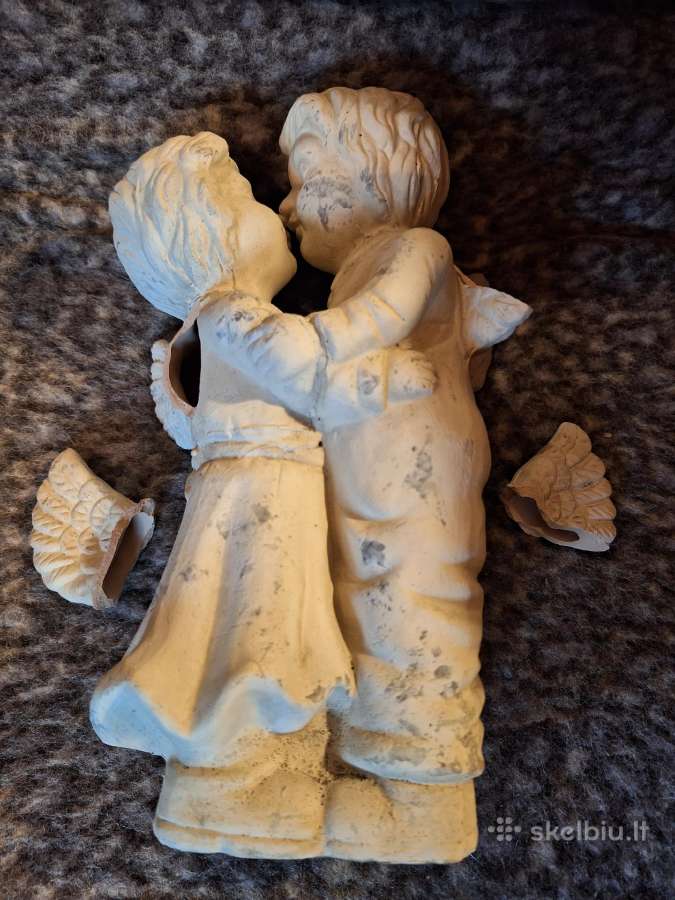 Besibučiuojantys angelai - nuotraukos Nr. 7