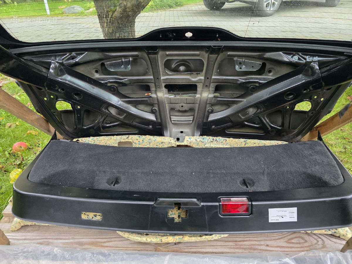 Bmw F11 galinis dangtis ir kita - nuotraukos Nr. 3