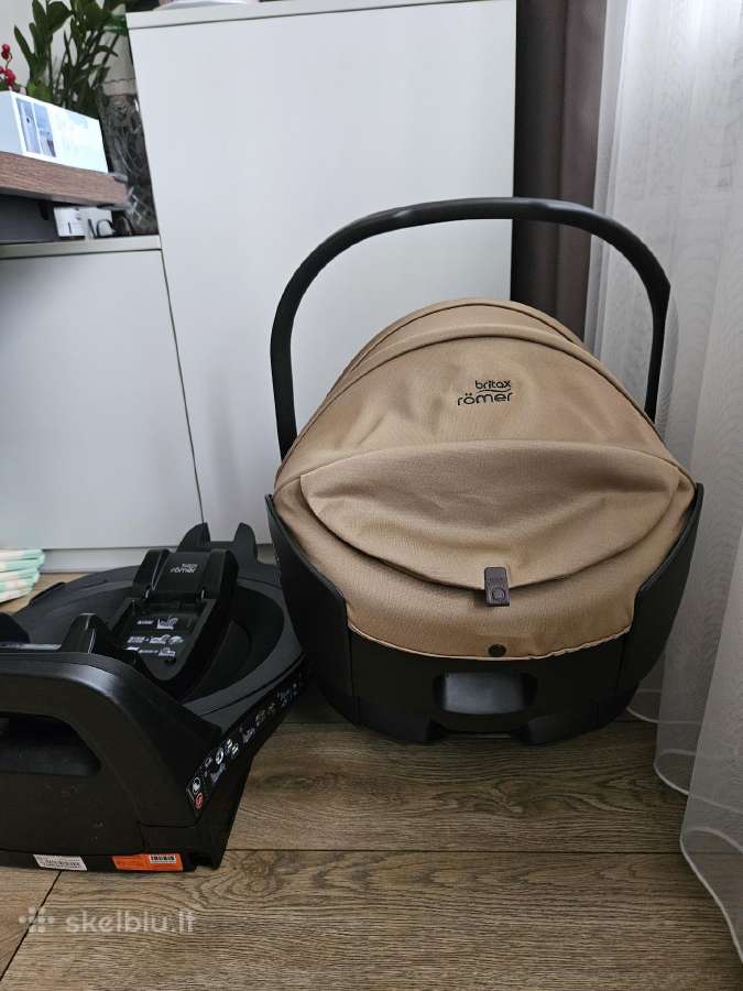 Britax Romer kėdutė ir Isofix bazė - nuotraukos Nr. 3