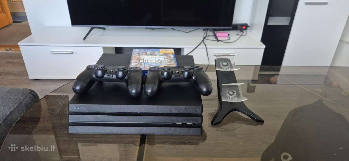 Ps4 Pro 1tb Jailbreak 2 pulteliai+stovas. - nuotraukos Nr. 2