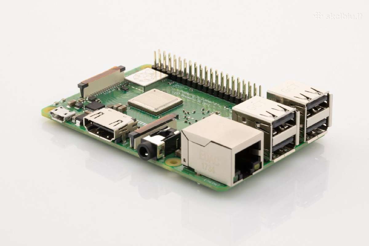 Raspberry Pi 3b+ kompiuteriukas + Alu Double Fan - nuotraukos Nr. 2