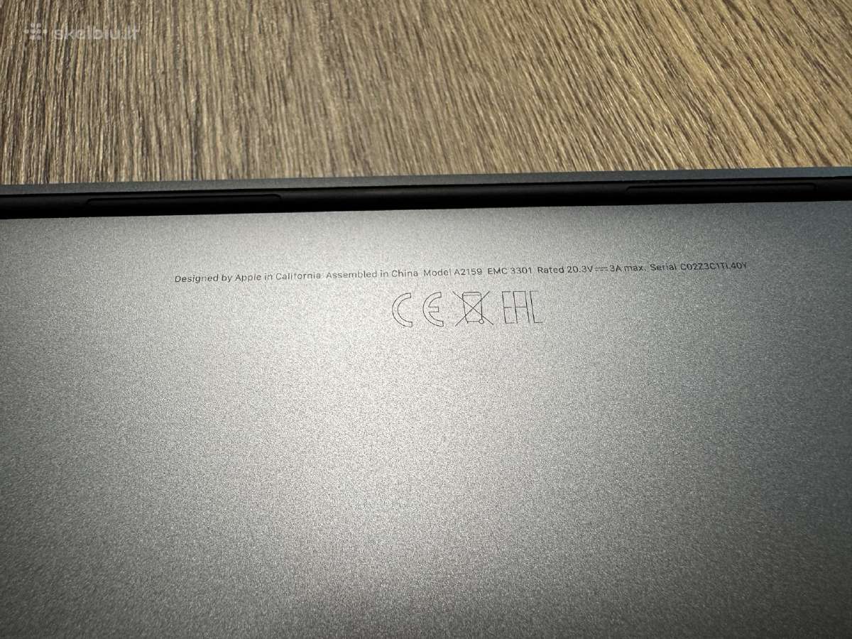MacBook Pro 13 2019 su Touch Bar - nuotraukos Nr. 7