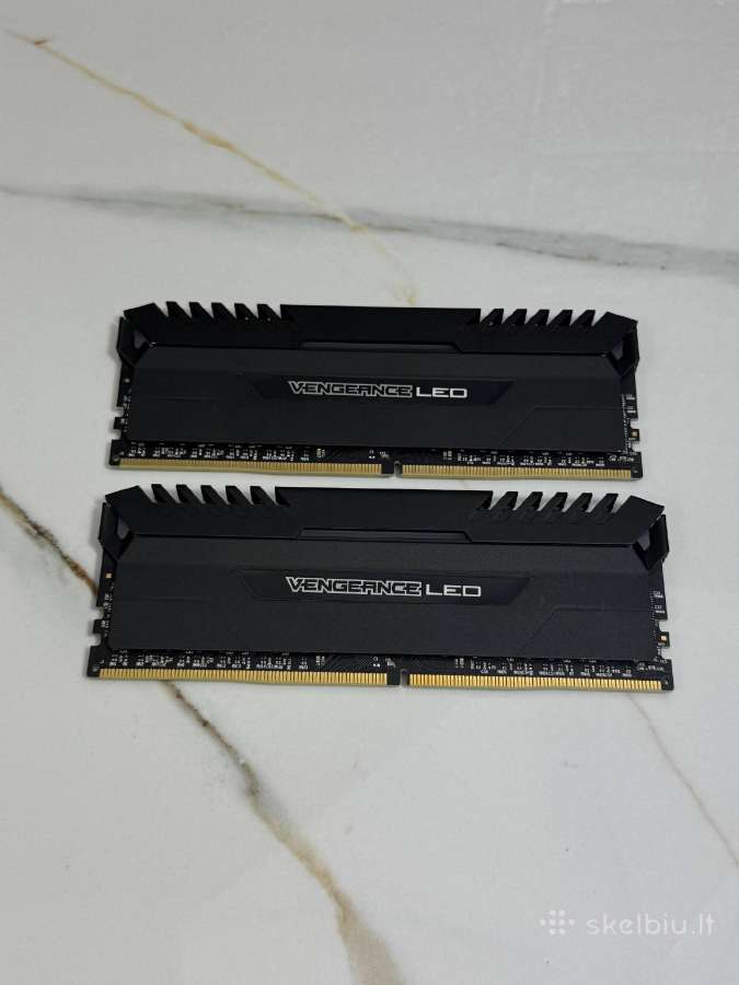 2x8gb Corsair Vengeance White LED 3000mhz Cl15 - nuotraukos Nr. 2