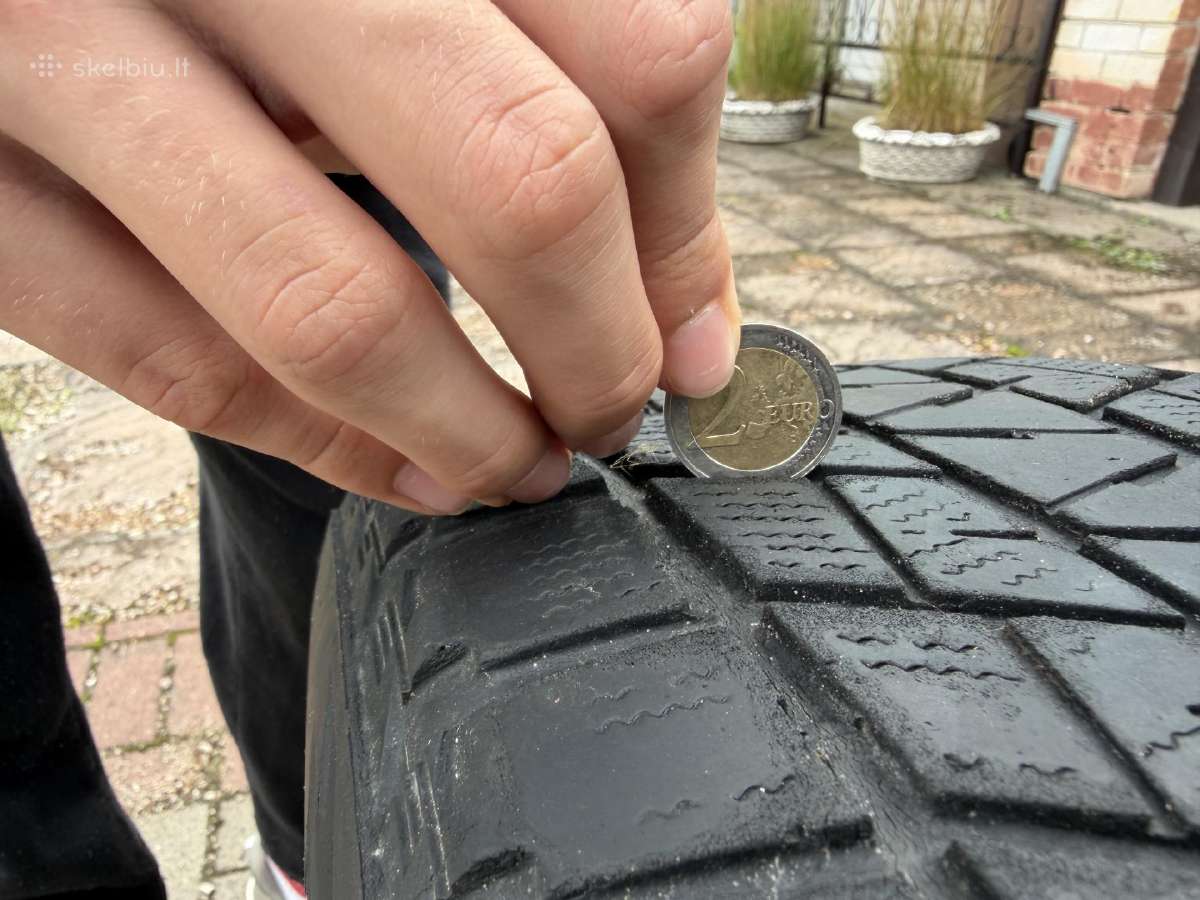 Padangos Bridgestone Blizzak 235/65 R17 - nuotraukos Nr. 2