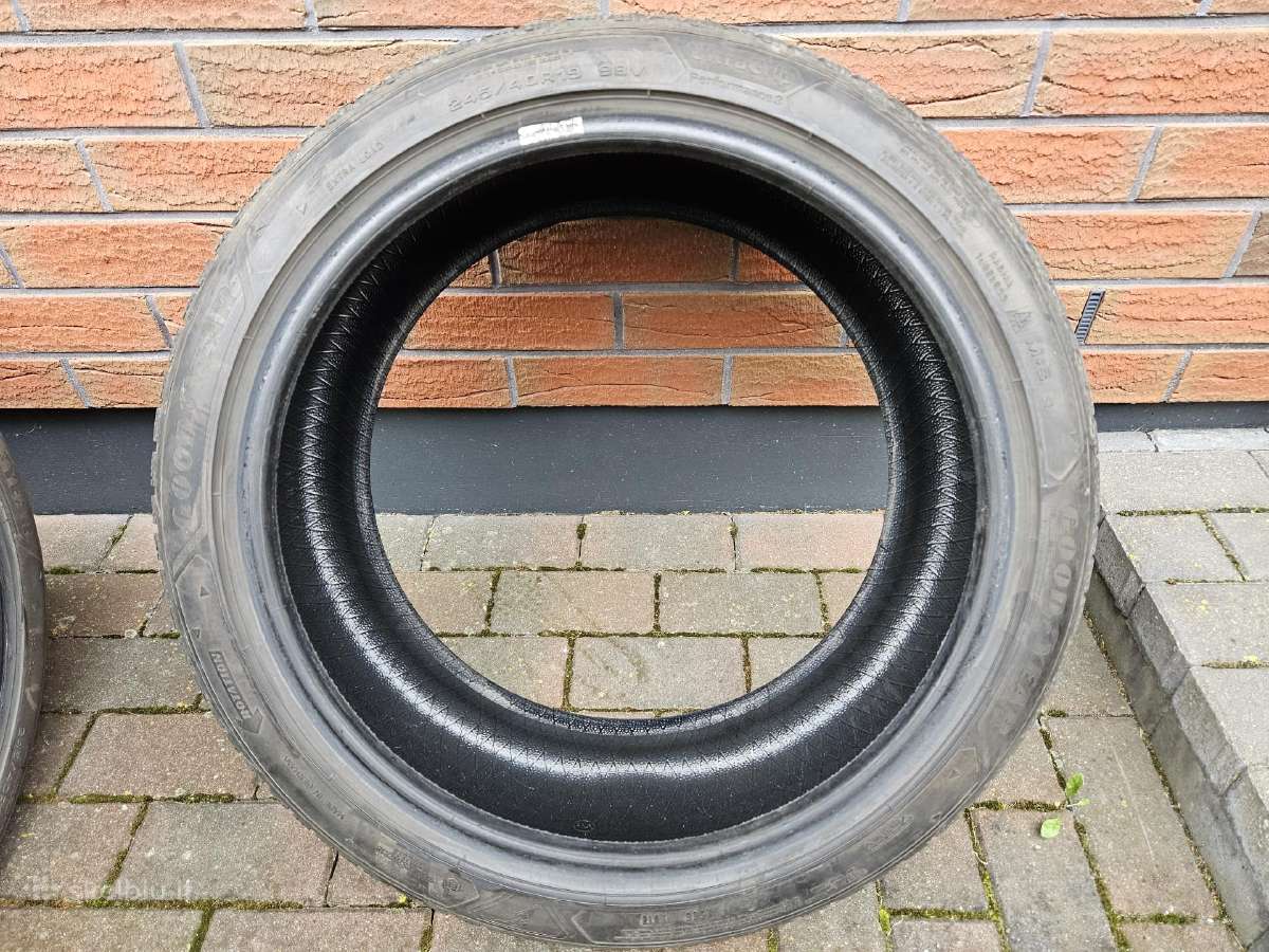Žieminės padangos Good Year Ultragrip 245/40r19 - nuotraukos Nr. 4
