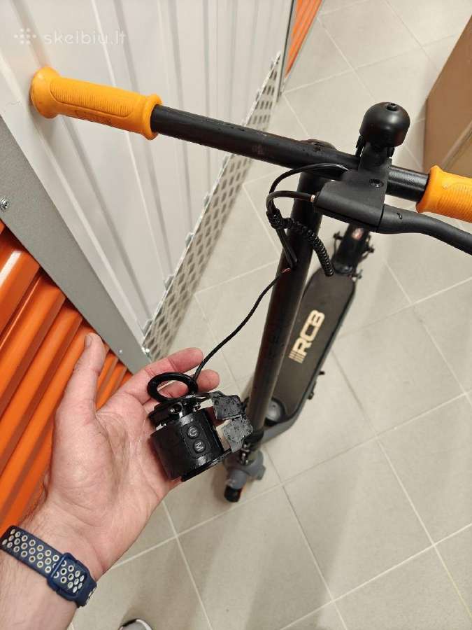 Sugedęs elektrinis paspirtukas Rcb R7x - nuotraukos Nr. 2
