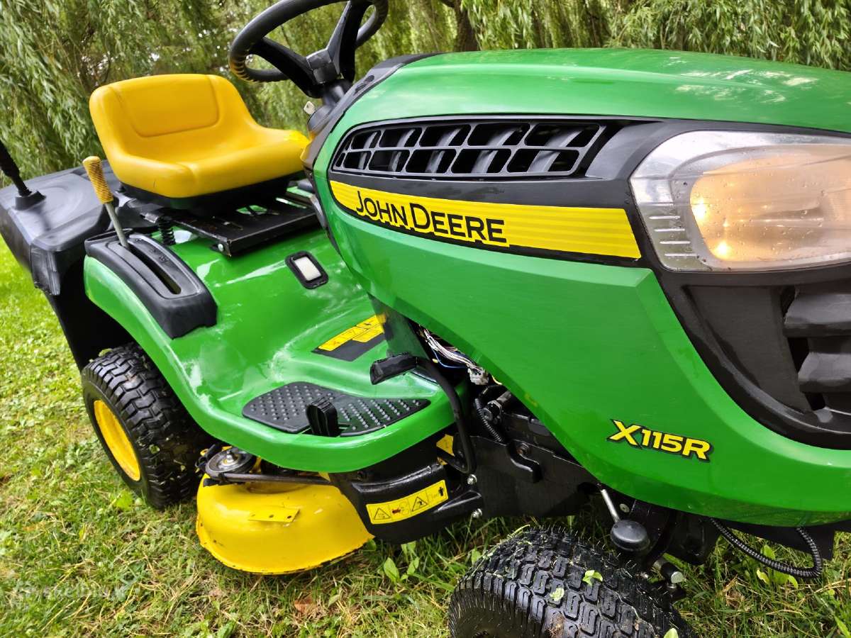 John Deere x115r Briggs and Stratton 344cc - nuotraukos Nr. 2