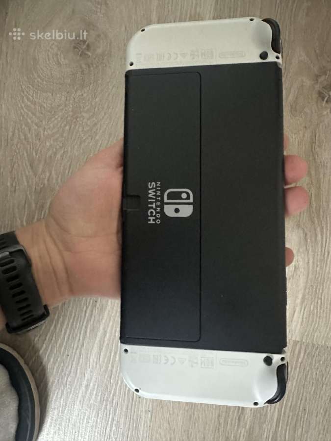 Parduodu nintendo switch oled su zaidimais - nuotraukos Nr. 3