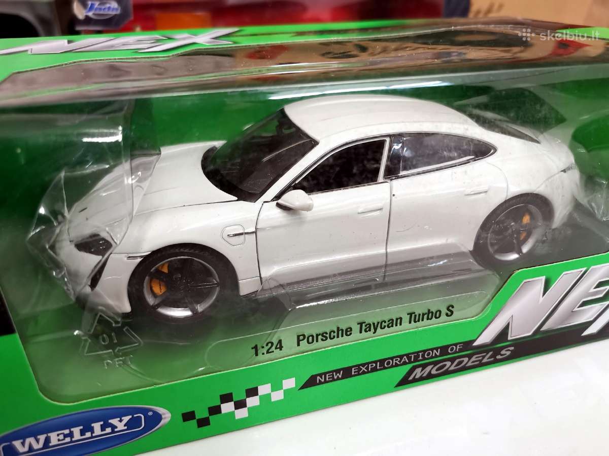 1:24 Vokiškų automobilių modeliai - nuotraukos Nr. 31