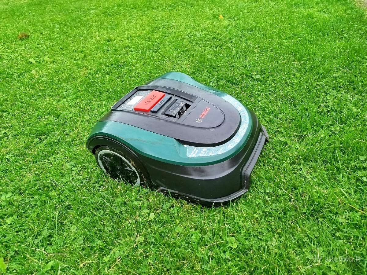 Vejos robotas Bosch Indego M+ 700 (Su garantija) - nuotraukos Nr. 3