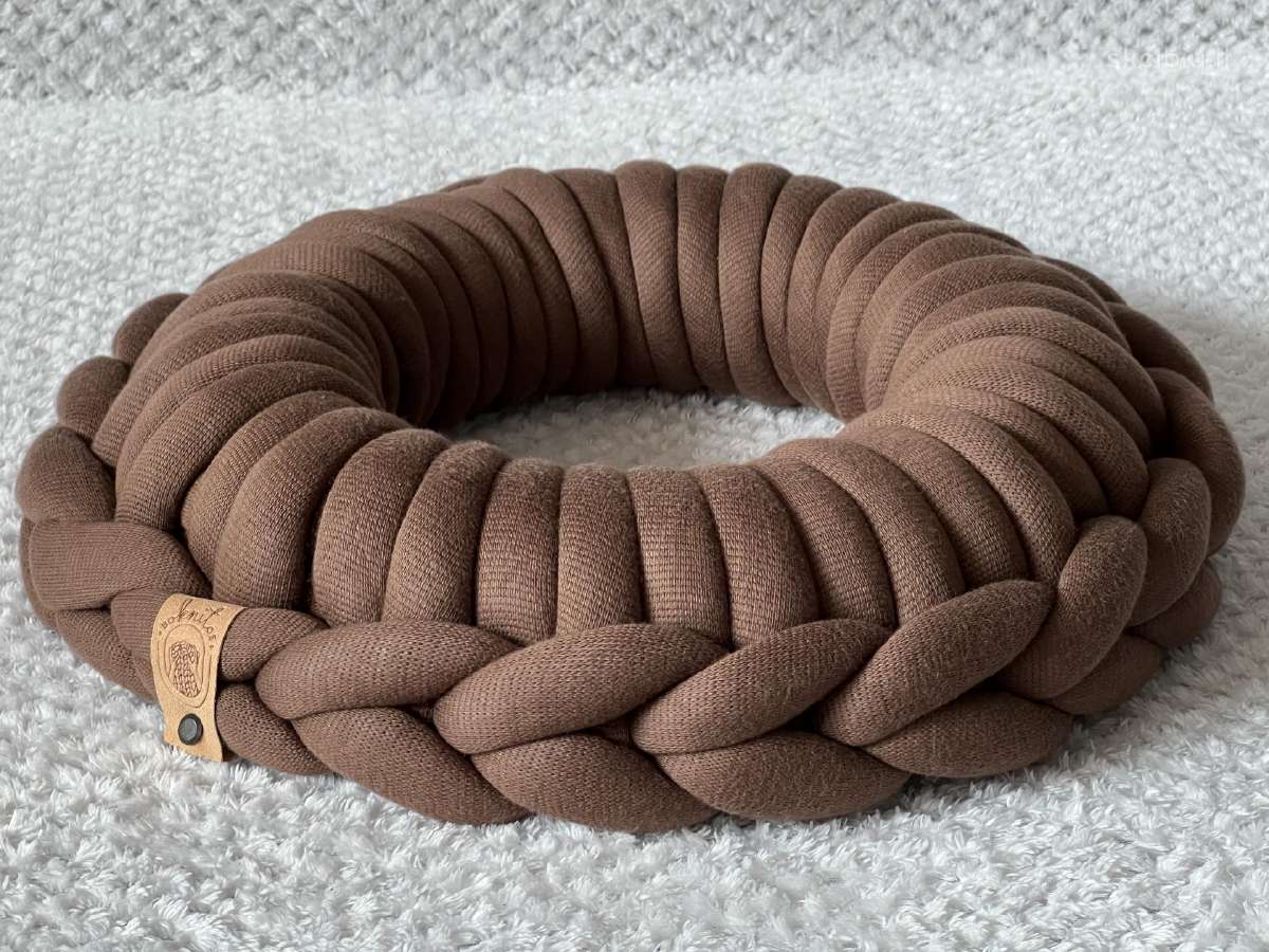 Rankų darbo pagalvė Spurga 40cm - nuotraukos Nr. 4