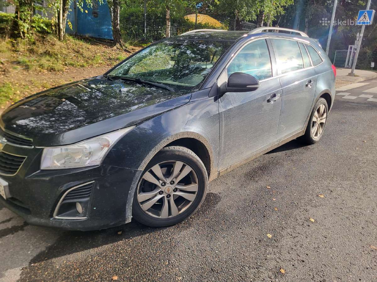 Parduodu iskirtines komlektacijos auto - nuotraukos Nr. 9