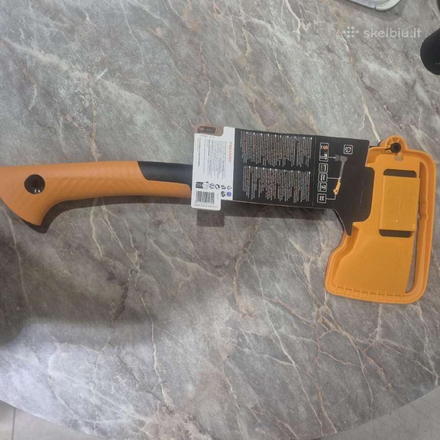 Parduodu Fiskars X-series X18 kirvį - nuotraukos Nr. 2