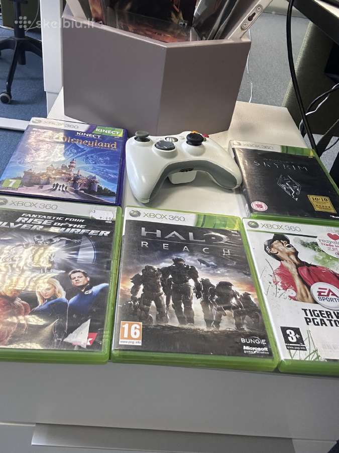 Xbox 360 elite + Kinect + 5 žaidimai - nuotraukos Nr. 4