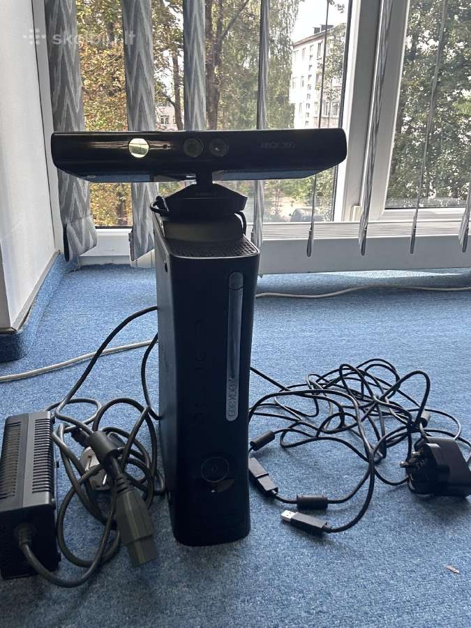 Xbox 360 elite + Kinect + 5 žaidimai - nuotraukos Nr. 6