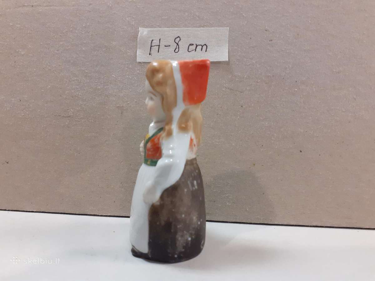 Porcelianinė maža statulėlė H-8cm - nuotraukos Nr. 2