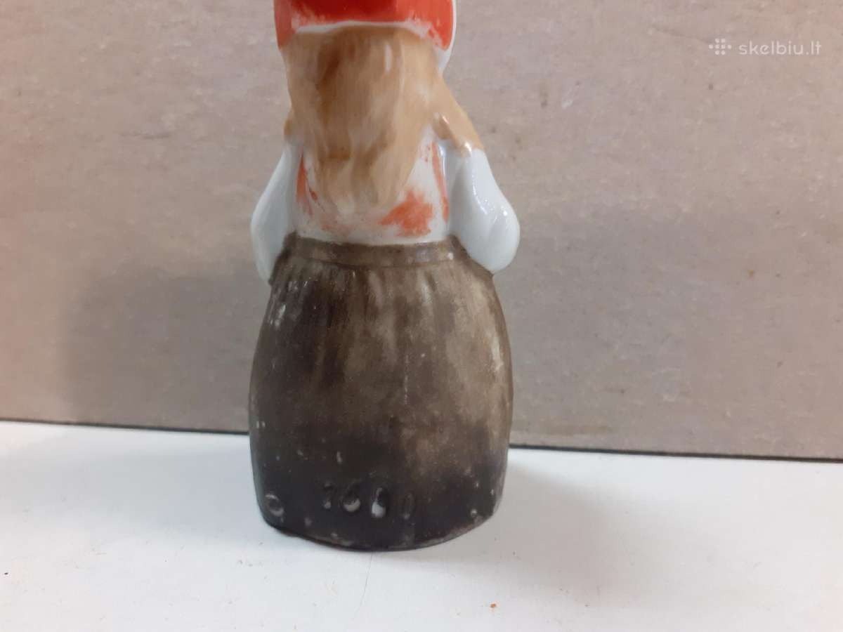 Porcelianinė maža statulėlė H-8cm - nuotraukos Nr. 7