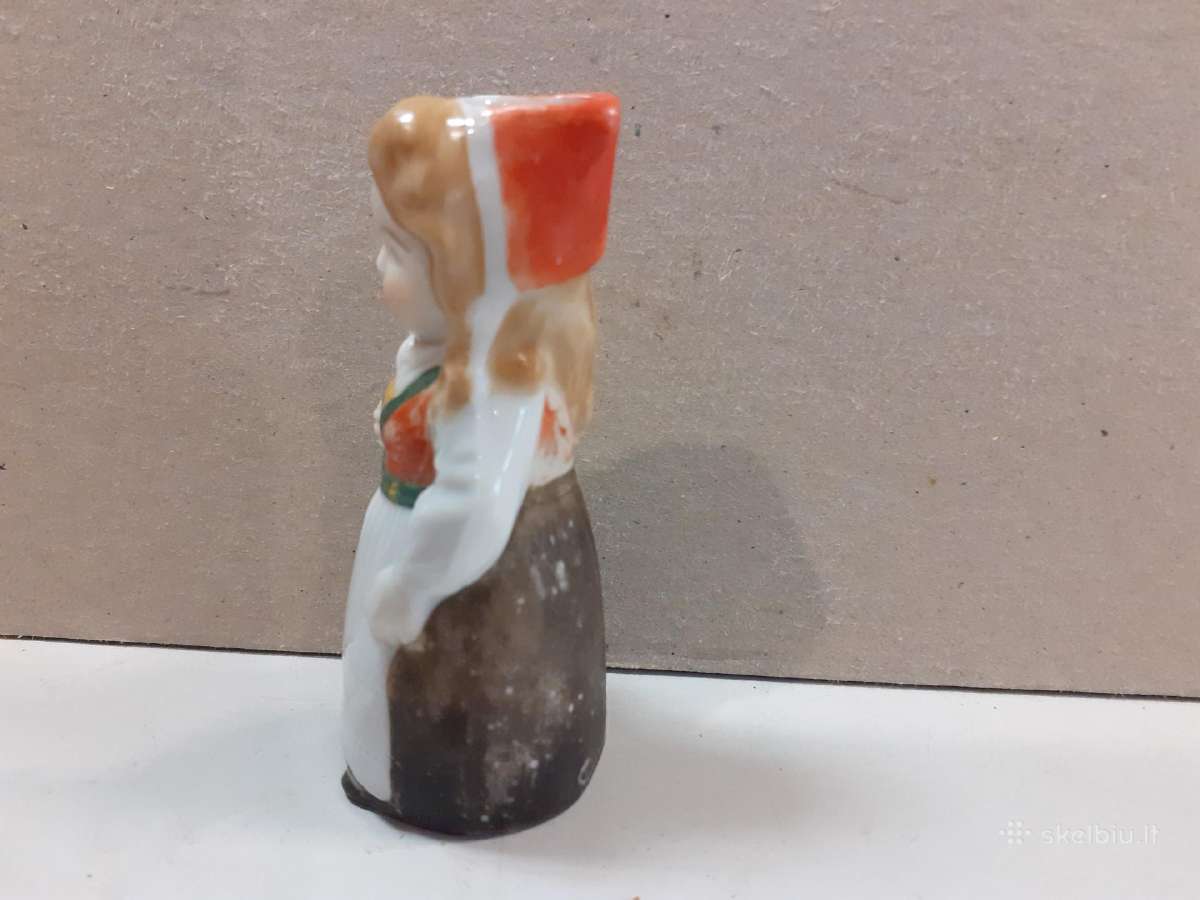 Porcelianinė maža statulėlė H-8cm - nuotraukos Nr. 10