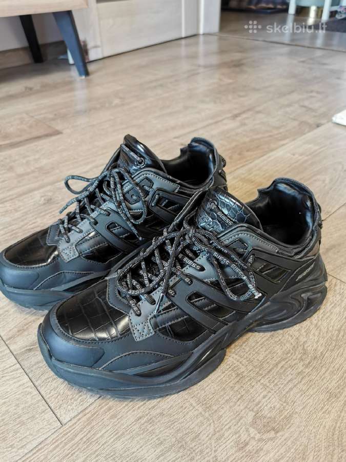 Guess - nuotraukos Nr. 2