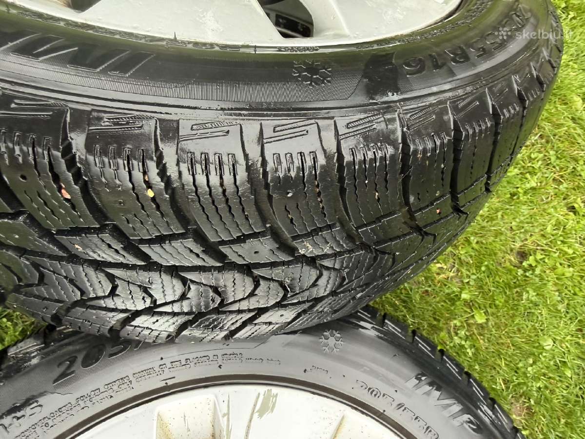 Parduodu Audi R16 lietus ratlankius su padangomis - nuotraukos Nr. 3