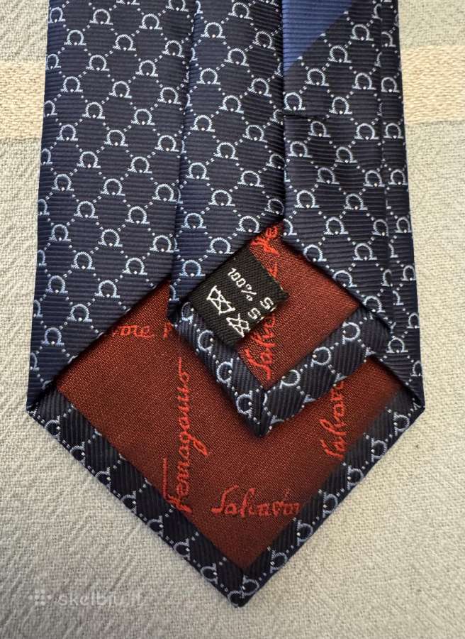 Vintažinis Ferragamo Gancini kaklaraištis, 8 cm. - nuotraukos Nr. 3