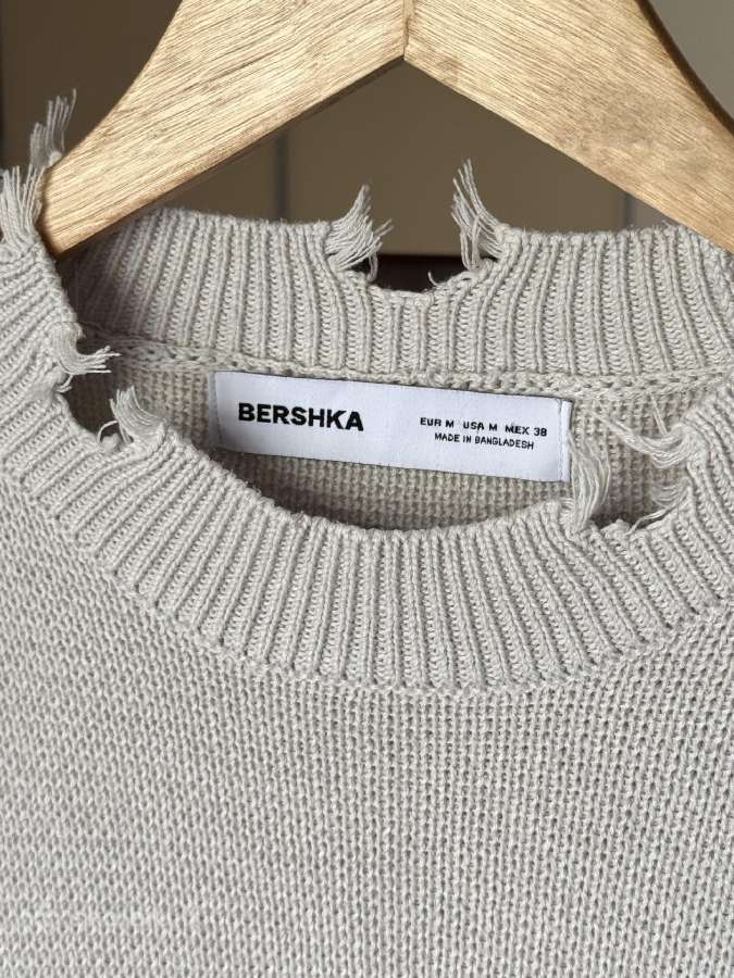 Bershka vyriškas plėšytas megztinis - nuotraukos Nr. 4