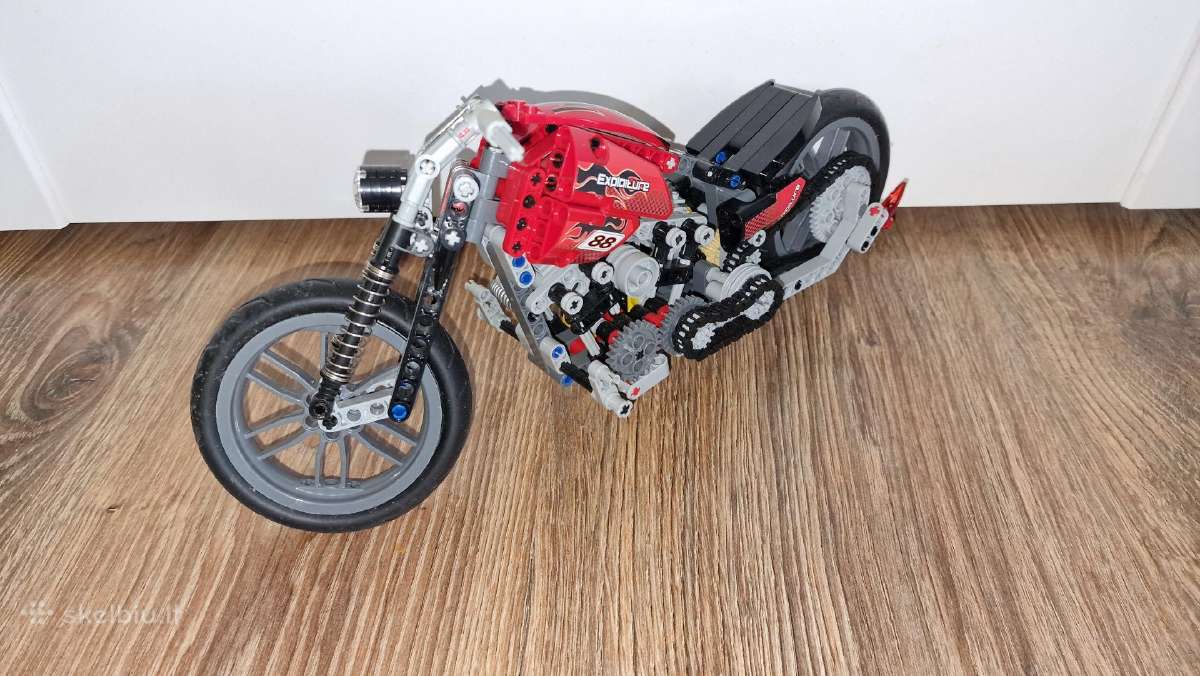 Konstruktoriai 4 motociklai - nuotraukos Nr. 4