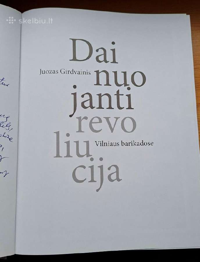 Knyga 2011m. Dainuojanti revoliucija. - nuotraukos Nr. 2