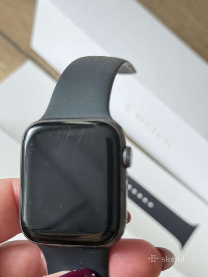 Parduodu 2 Apple Watch - nuotraukos Nr. 4