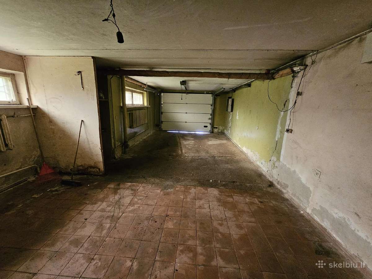 Namas Kelmės miesto centre - nuotraukos Nr. 13
