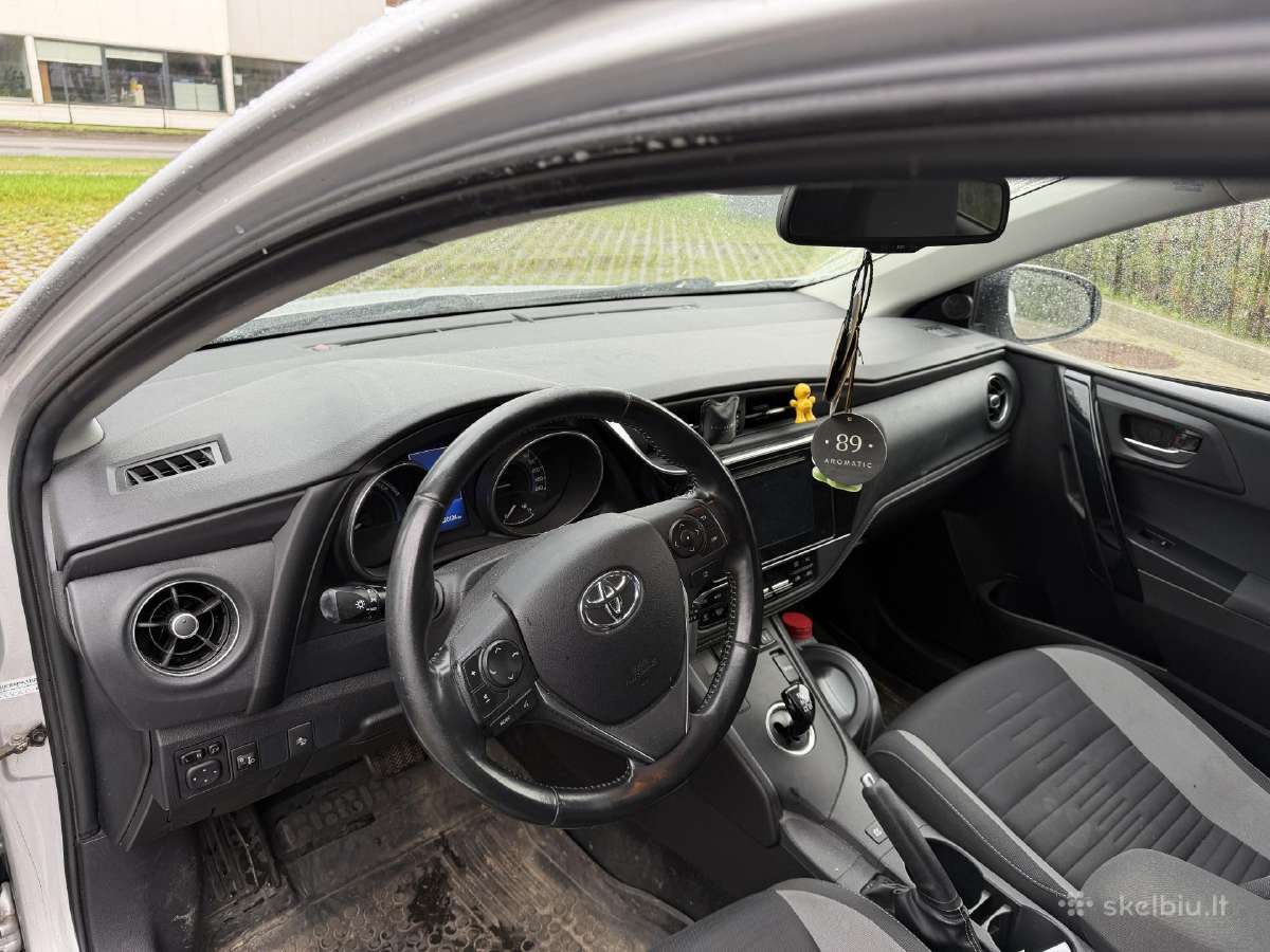 Toyota auris hybrid - nuotraukos Nr. 6