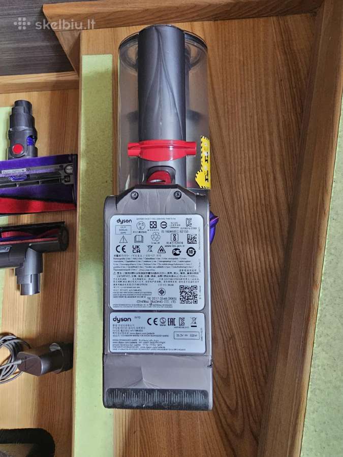Dyson V10 dulkiu siurblys sluota - nuotraukos Nr. 10