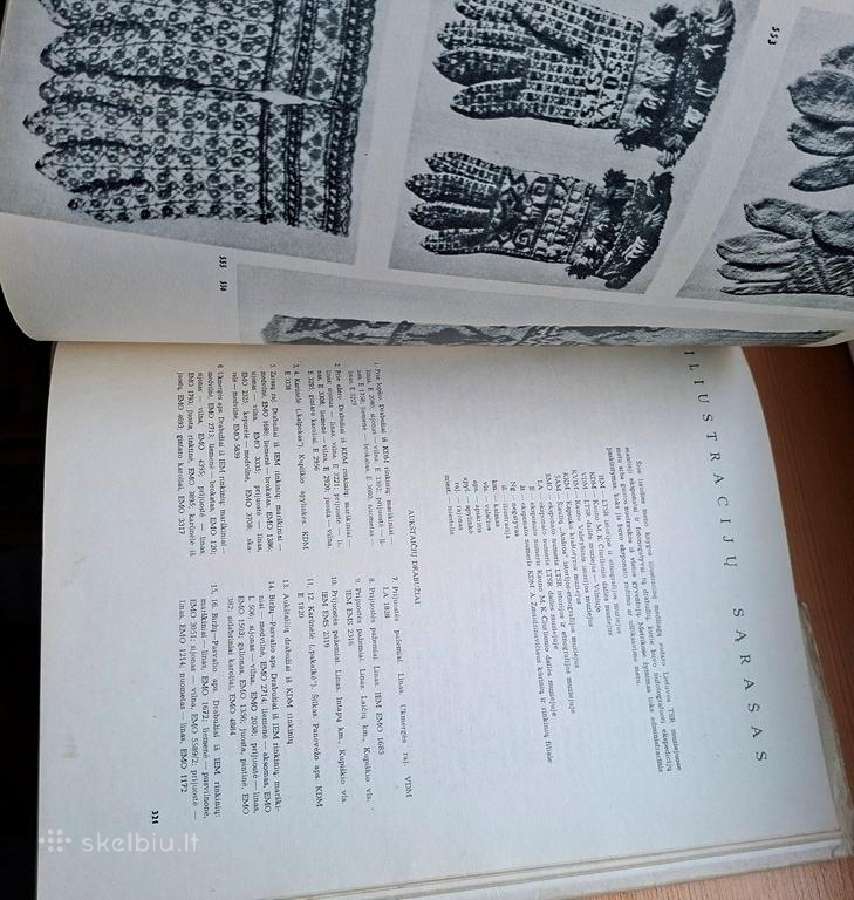 Knyga 1974m. Lietuvių liaudies menas. Drabužiai - nuotraukos Nr. 3