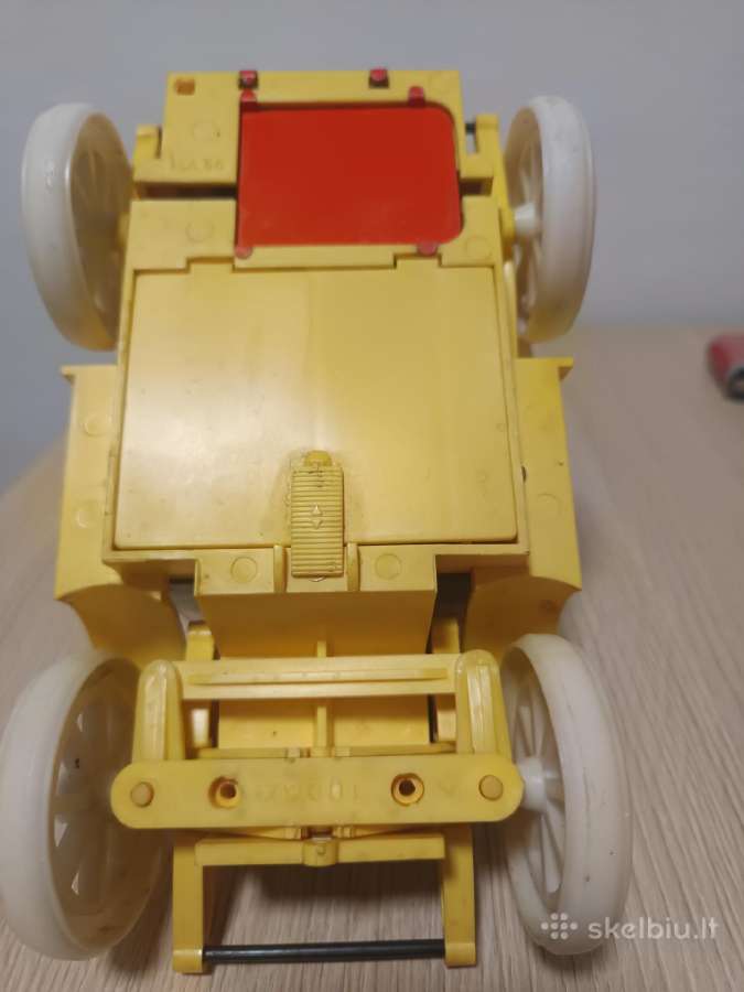 Elektrinis automobilis. - nuotraukos Nr. 3