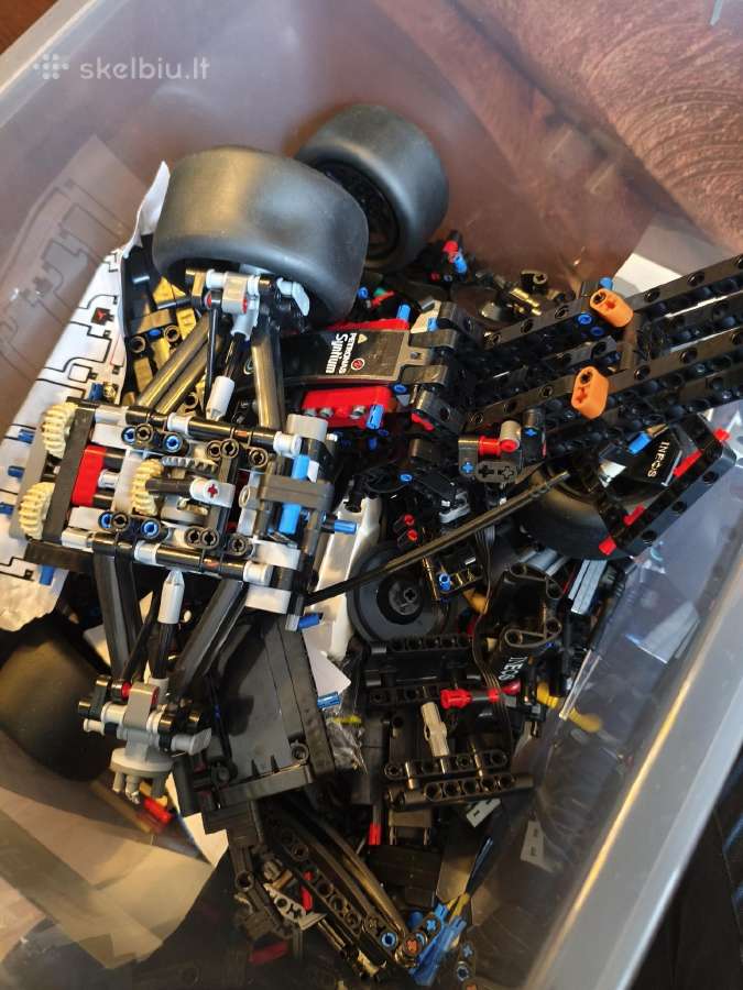 Konstruktorius Lego® Technic Mercedes-amg F1 - nuotraukos Nr. 2