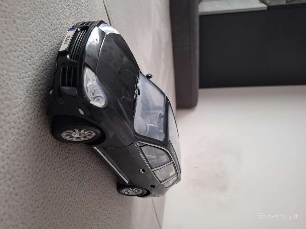 1:18 modeliai - nuotraukos Nr. 15