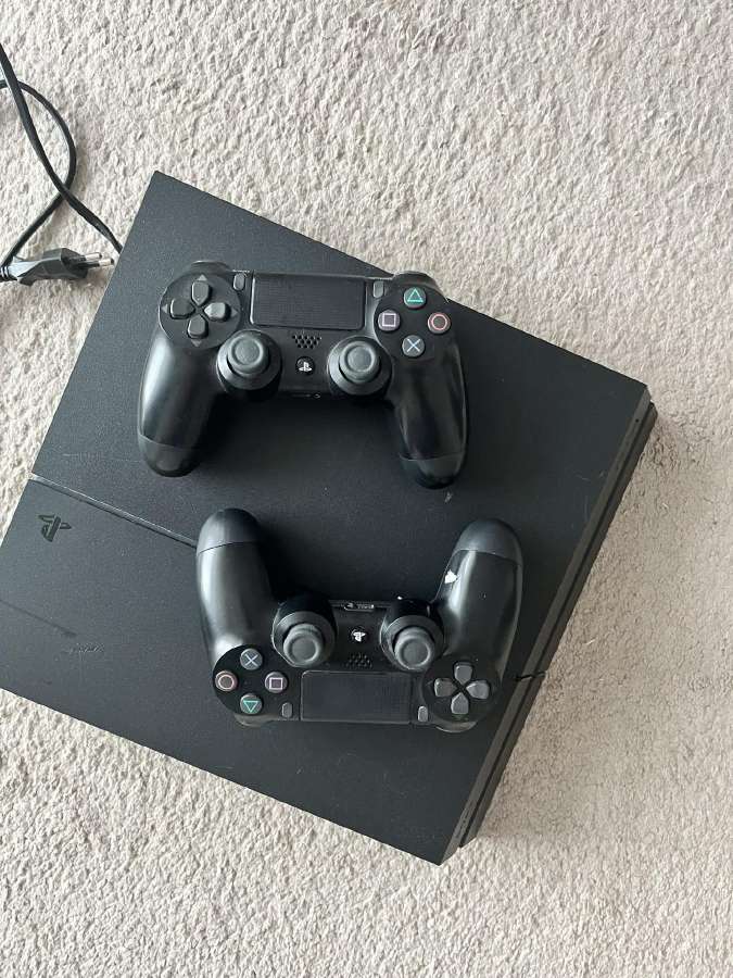 Juodas “Playstation 4 - nuotraukos Nr. 3