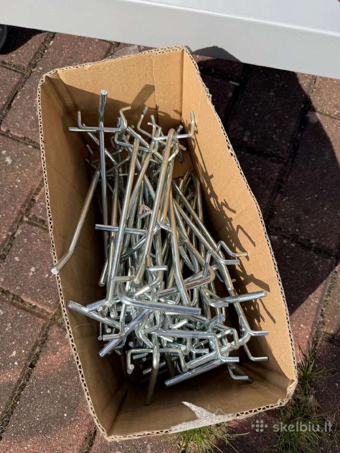 Mobilus prekybinis parodinis stendas su 50 kablių - nuotraukos Nr. 7