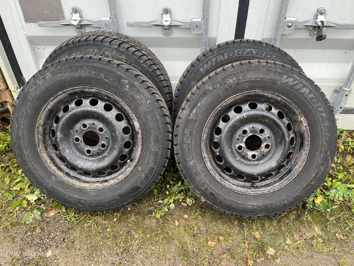 Ziemines padangos 195/70 r15c su ratlankiais 5x112 - nuotraukos Nr. 3