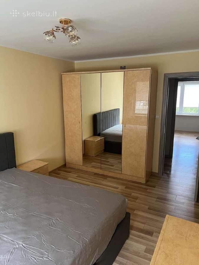 Išnuomojamas dalinai apstatytas 4 kambarių butas - nuotraukos Nr. 3