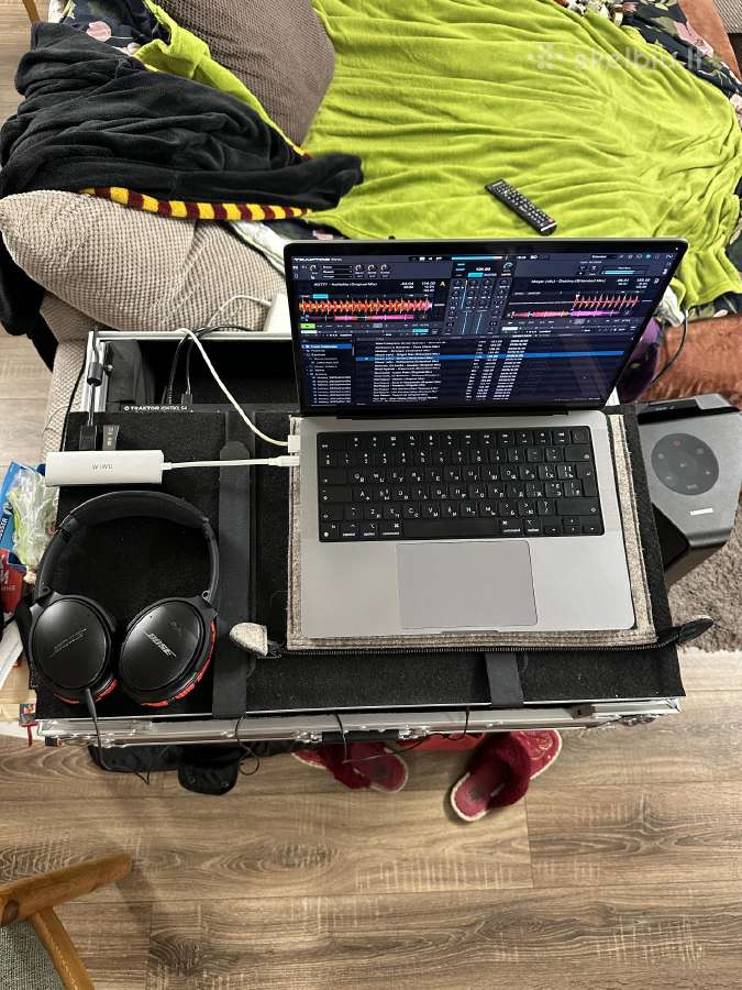 Dj pultas Traktor Kontrol S4 Mk3 Su priedais,ideal - nuotraukos Nr. 9
