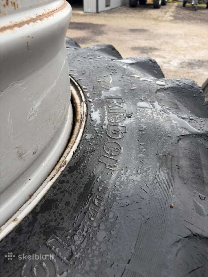 520/85r38 (20.8r38) traktoriaus dubliai - nuotraukos Nr. 4