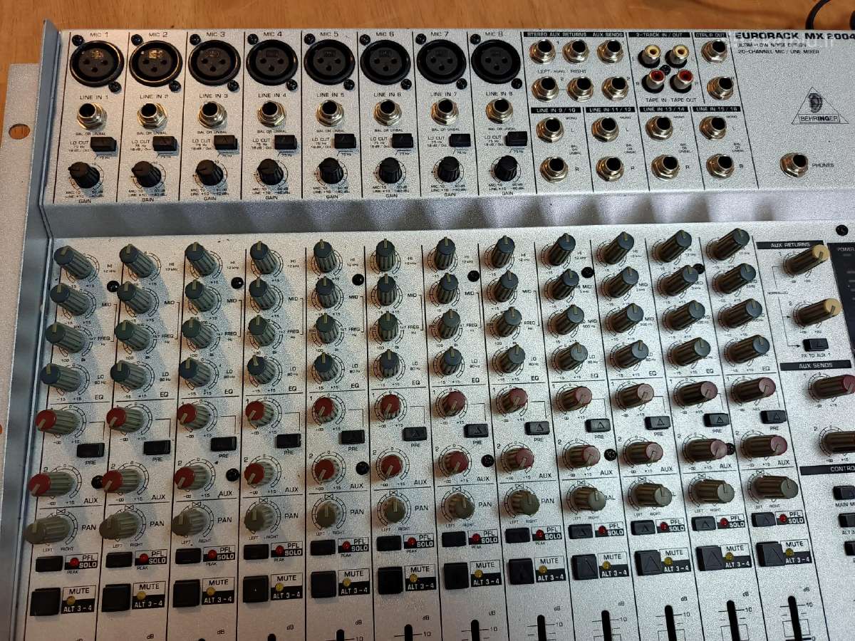 Mikserinis pultas Behringer mx 2004 a - nuotraukos Nr. 2