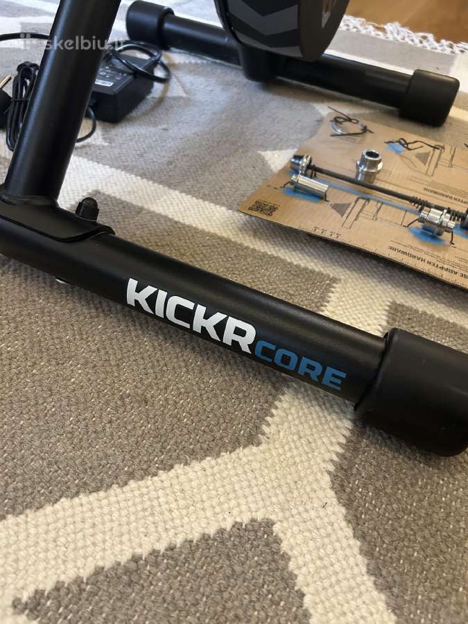 Wahoo Kick Core su Zwift cog & click - nuotraukos Nr. 4