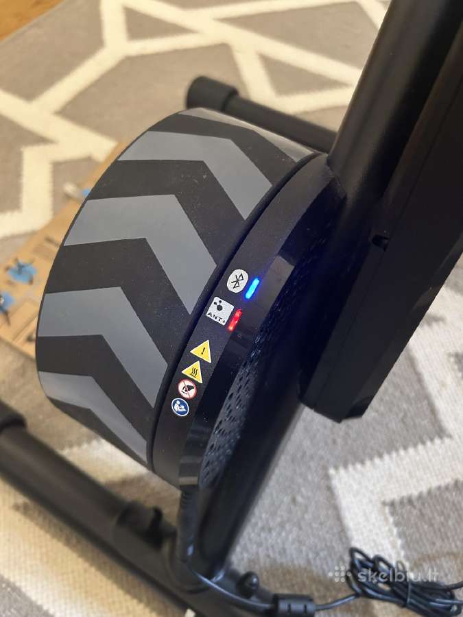 Wahoo Kick Core su Zwift cog & click - nuotraukos Nr. 5
