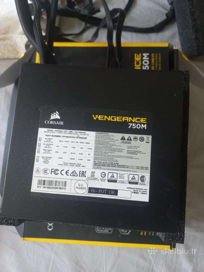 Corsair Vengeance 750m, 750 W, 80+ Silver, - nuotraukos Nr. 4
