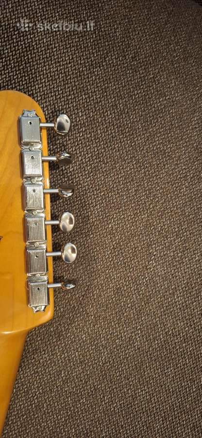 Elektrinė gitara Squier Classic Vibe 60s Str. - nuotraukos Nr. 6