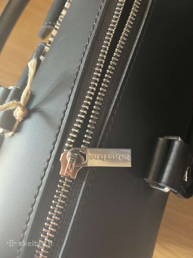Nauja Dr. Martens rankinė - nuotraukos Nr. 6