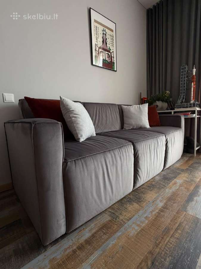Mažai naudota pilka trivietė sofa - nuotraukos Nr. 3